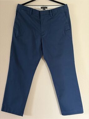 Banana Republic Men’s Emerson Straight Rapid Movement Chino in Dark Blue 34x30
